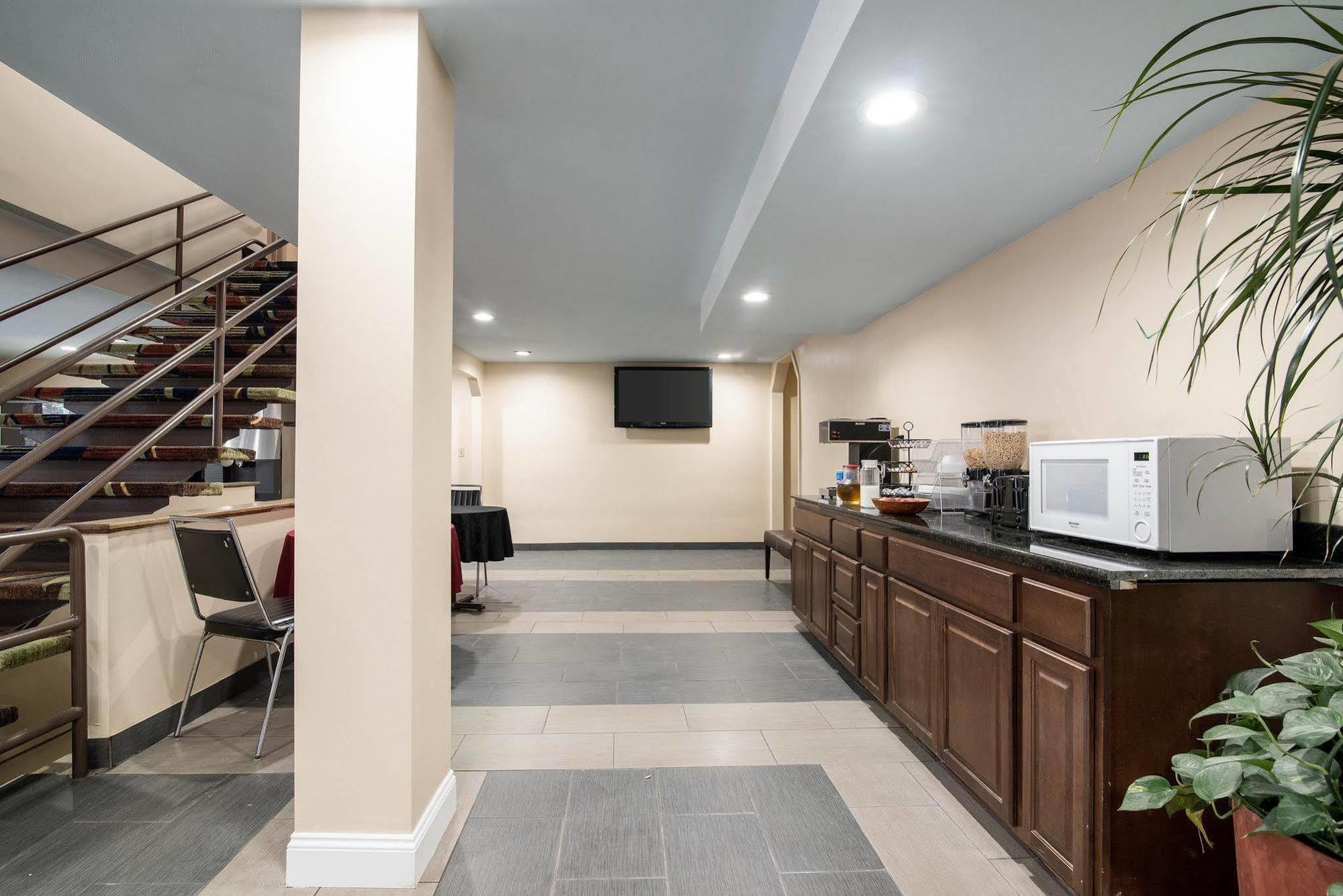 Rodeway Inn East Syracuse Kültér fotó