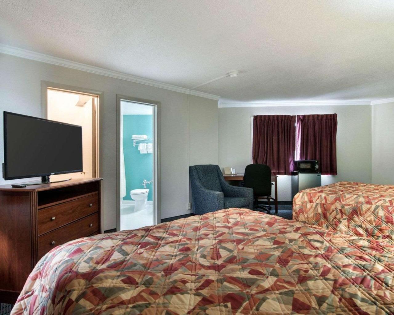 Rodeway Inn East Syracuse Kültér fotó